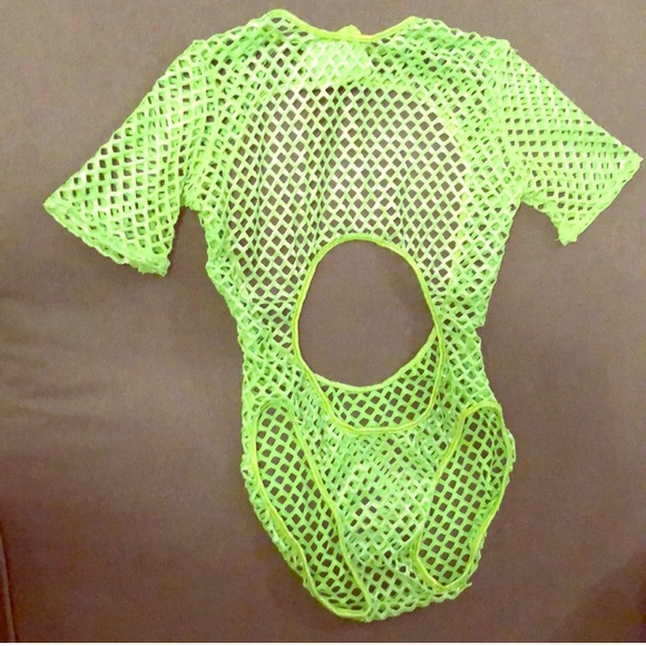 iHeartRaves Other - Cute fishnet bodysuit!